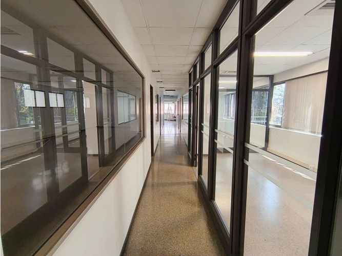 Bodega en arriendo en Prados De Sabaneta, Medellín, 3197 m² · foto 11 de 24