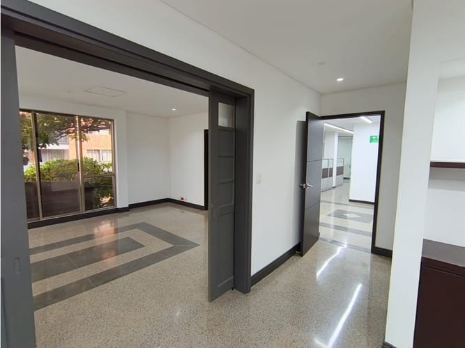 Bodega en arriendo en Prados De Sabaneta, Medellín, 3197 m² · foto 20 de 24