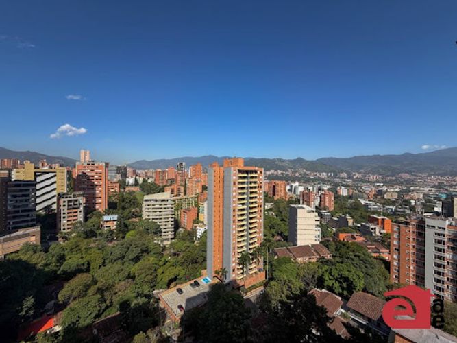 Apartamento de 3 alcobas en arriendo en El Poblado, Medellín, 100 m² · foto 18 de 23