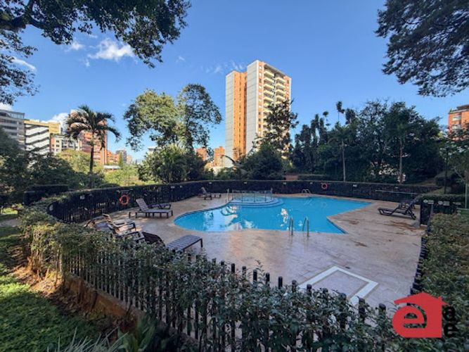 Apartamento de 3 alcobas en arriendo en El Poblado, Medellín, 100 m² · foto 20 de 23