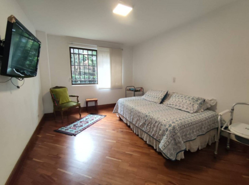 Apartamento en arriendo en El Poblado, Medellín · foto 13 de 19