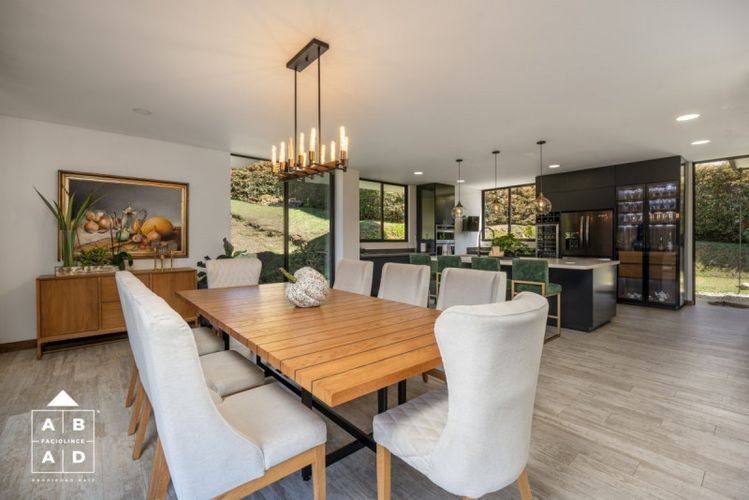 Casa de 5 alcobas en venta en La Ceja, 500 m² · foto 8 de 19