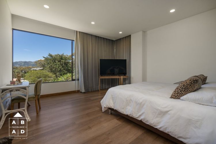 Casa de 5 alcobas en venta en La Ceja, 500 m² · foto 18 de 19