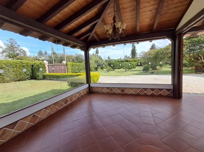 Finca en arriendo en Llano Grande, Rionegro, 500 m² · foto 2 de 24