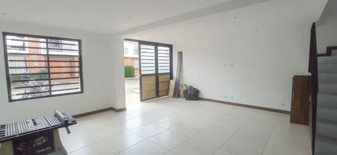 Casa de 3 alcobas en venta en La Ceja, 140 m² · foto 5 de 8