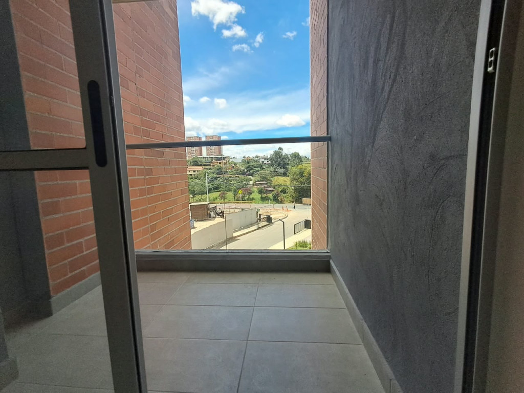 Apartamento en arriendo en Centro, Rionegro · foto 6 de 13