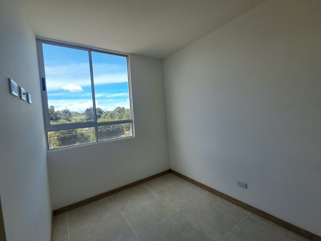 Apartamento en arriendo en Centro, Rionegro · foto 10 de 13