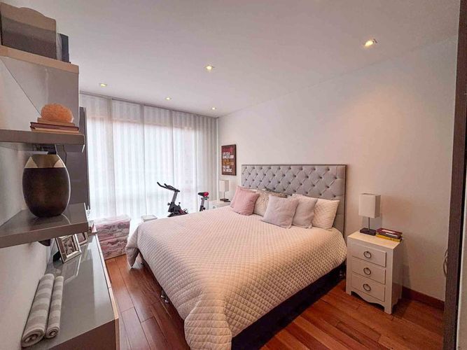 Apartamento de 3 alcobas en venta en La Cabrera, Bogotá, 200 m² · foto 6 de 8