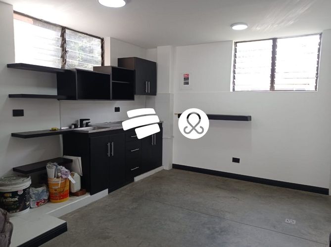 Apartamento en venta en El Poblado, Medellín · foto 3 de 23