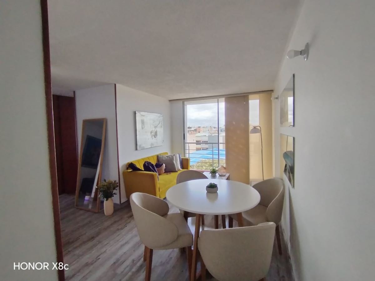 Apartamento en venta en Antonio Granados, Bogotá · foto 3 de 22