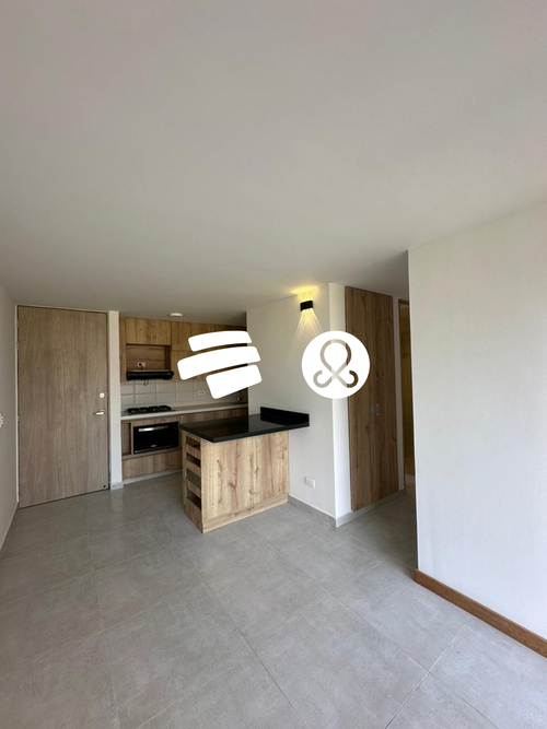 Apartamento de 3 alcobas en venta en Centro, Rionegro, 54 m² · foto 2 de 14