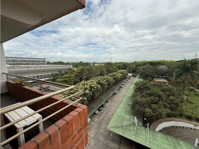 Apartamento de 4 alcobas en venta en La Hacienda, Cali, 110 m² · foto 4 de 16