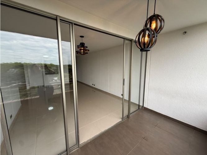 Apartamento de 4 alcobas en venta en La Hacienda, Cali, 110 m² · foto 14 de 16