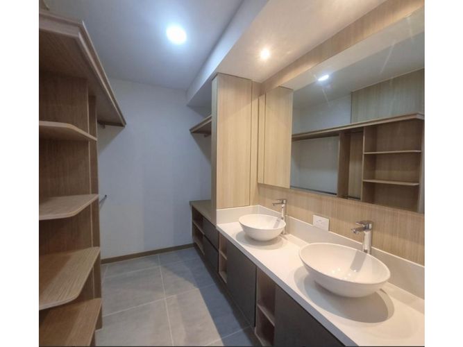Apartamento de 3 alcobas en venta en Valle Del Lili, Cali, 91 m² · foto 10 de 20