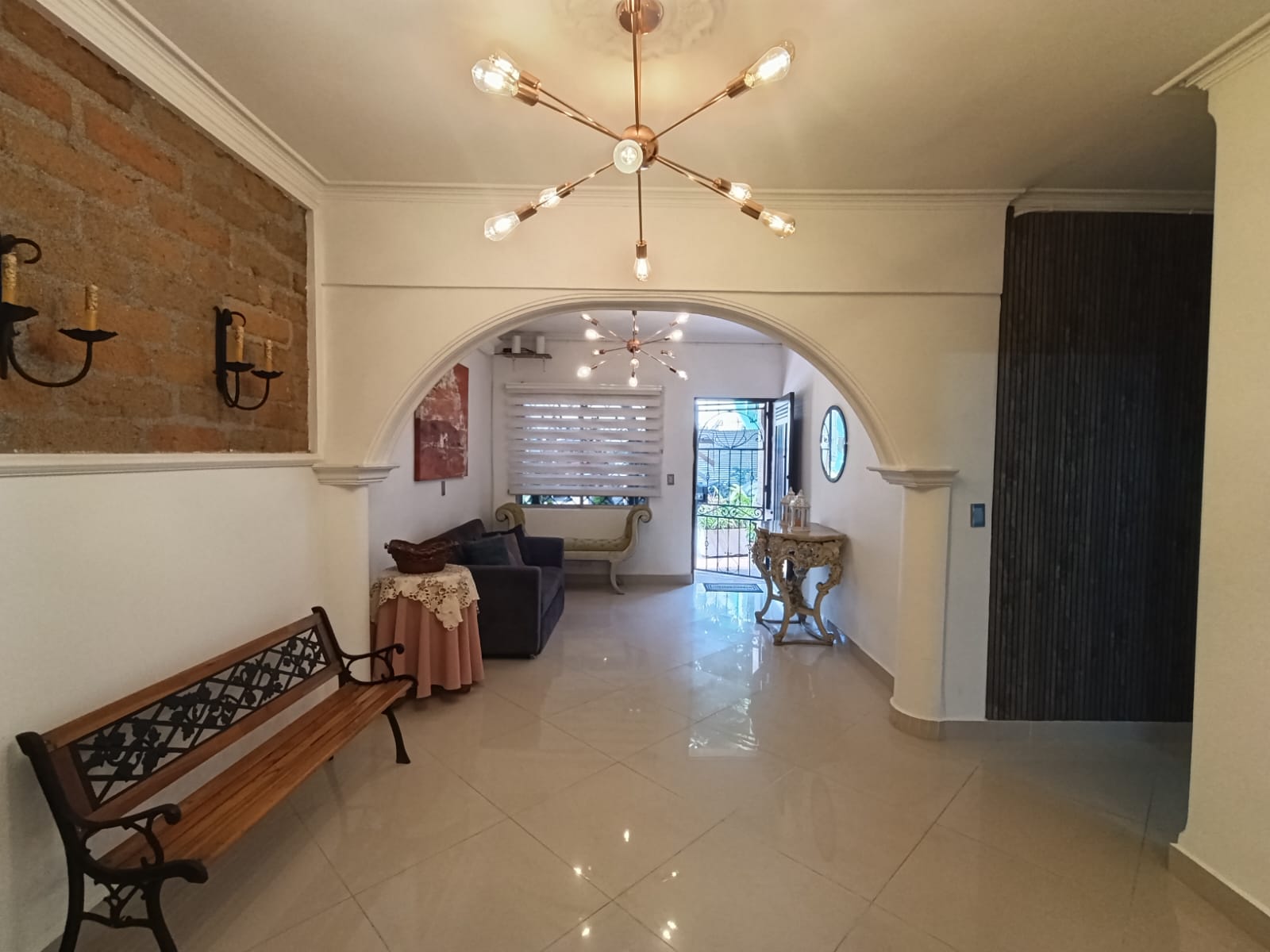 Apartaestudio en arriendo en Laureles, Medellín · foto 2 de 20