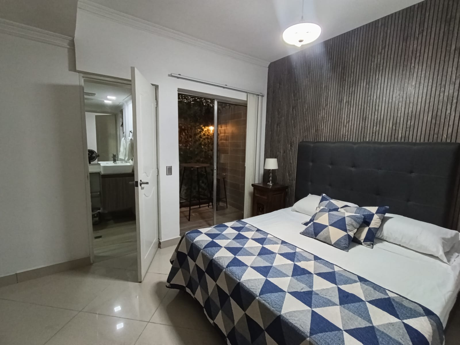 Apartaestudio en arriendo en Laureles, Medellín · foto 17 de 20