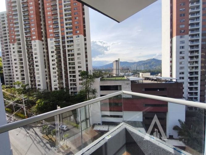 Apartamento de 3 alcobas en arriendo en Las Lomitas, Sabaneta, 76 m² · foto 7 de 17