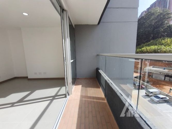Apartamento de 3 alcobas en arriendo en Las Lomitas, Sabaneta, 76 m² · foto 13 de 17