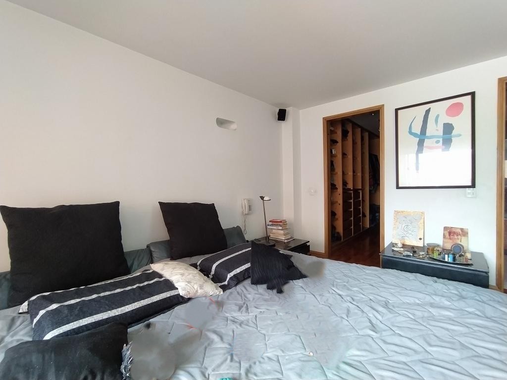 Apartamento en venta en Los Rosales, Bogotá · foto 15 de 21