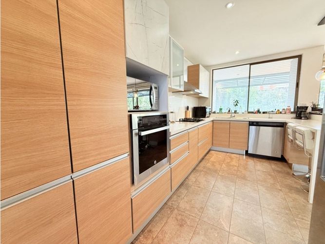 Casa de 4 alcobas en venta en Pueblo Viejo, Cota, 226 m² · foto 11 de 24