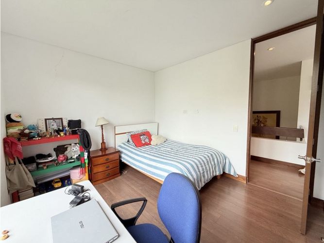 Casa de 4 alcobas en arriendo en Pueblo Viejo, Cota, 246 m² · foto 18 de 24