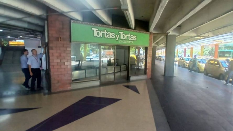 Local en arriendo en Caribe, Medellín, 75 m² · foto 2 de 5