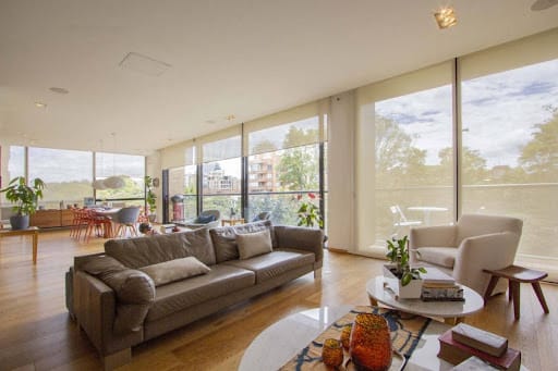Apartamento de 3 alcobas en venta en La Cabrera, Bogotá, 284 m² · foto 2 de 24