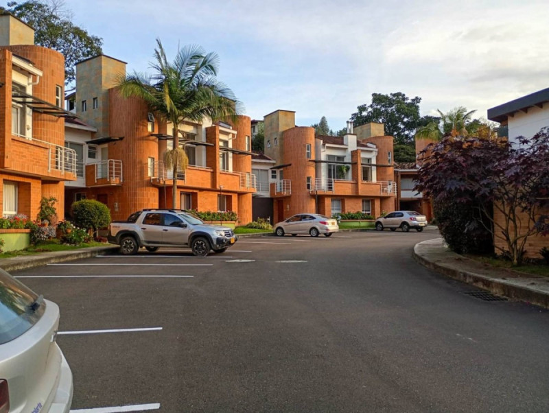 Casa en Arriendo en Puente pelaez, El Retiro - 2