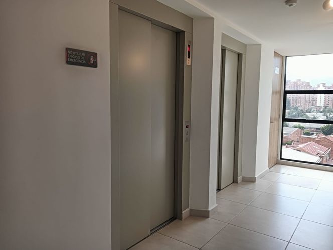 Apartamento de 1 alcoba en arriendo en Niza, Bogotá, 38 m² · foto 3 de 24