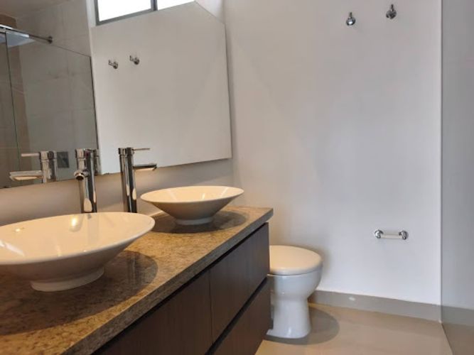 Apartamento de 2 alcobas en arriendo en Loma Benedictinos, Envigado, 87 m² · foto 15 de 21