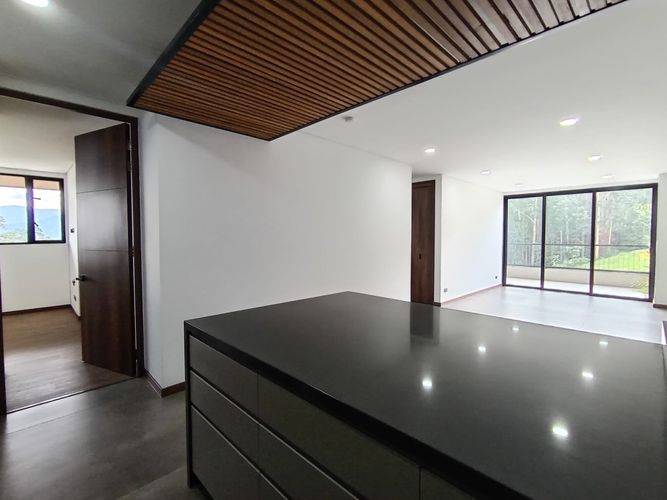 Apartamento en venta en Vía Las Palmas, Envigado · foto 5 de 12