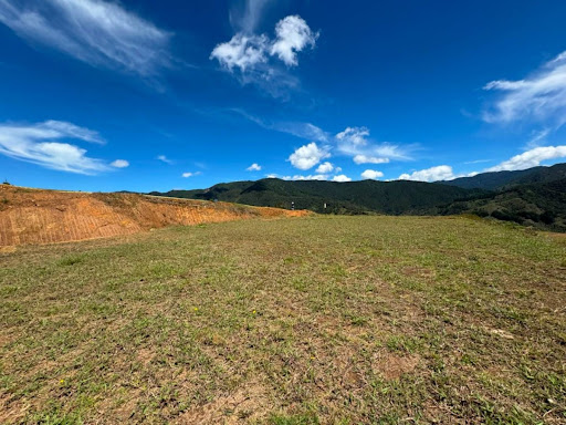 Land in Santa Elena (2307 m²) for Sale