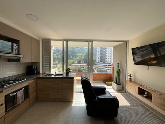 Apartamento de 2 alcobas en venta en La Doctora, Sabaneta, 61 m² · foto 3 de 23