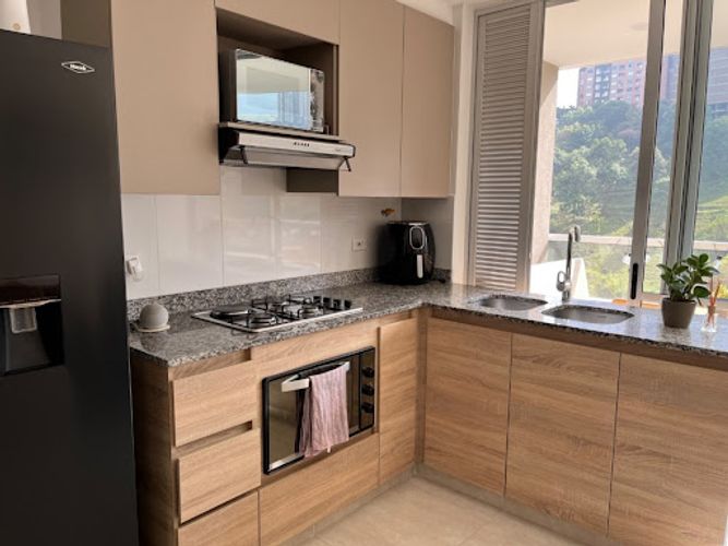 Apartamento de 2 alcobas en venta en La Doctora, Sabaneta, 61 m² · foto 4 de 23