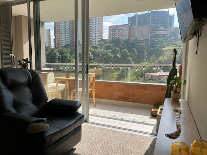 Apartamento de 2 alcobas en venta en La Doctora, Sabaneta, 61 m² · foto 7 de 23