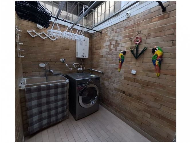 Casa de 5 alcobas en venta en El Porvenir, Funza, 129 m² · foto 3 de 17