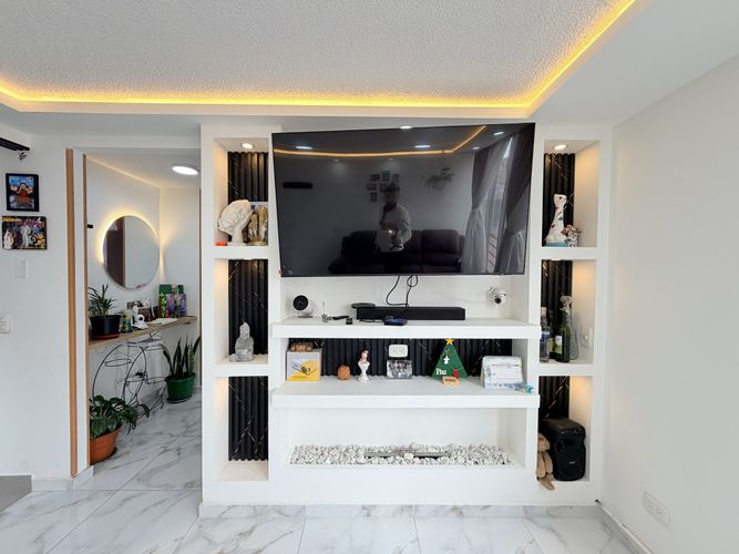 Apartamento de 3 alcobas en venta en San Pedro, Madrid, 56 m² · foto 2 de 22