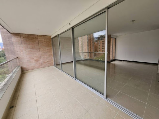 Apartamento en arriendo en La Florida, Medellín · foto 5 de 24
