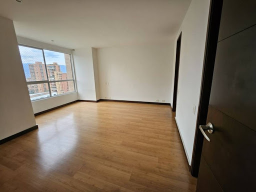 Apartamento en arriendo en La Florida, Medellín · foto 8 de 24
