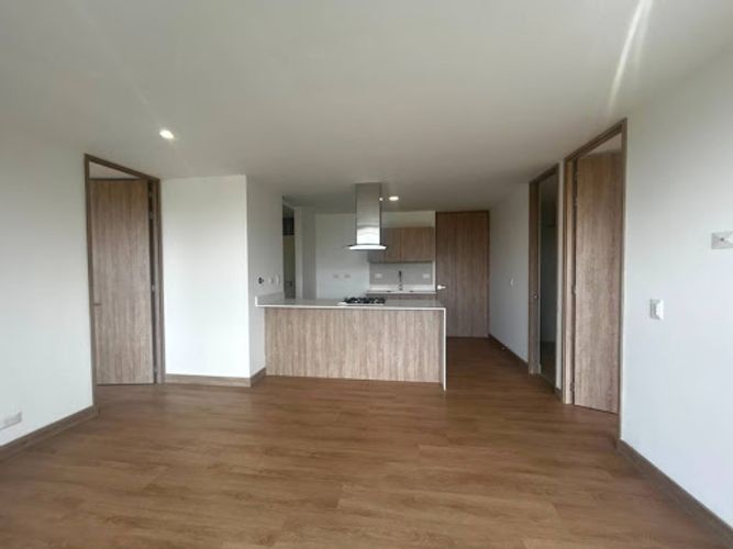 Apartamento de 2 alcobas en venta en Cuchillas De San Jose, Rionegro, 74 m² · foto 2 de 18