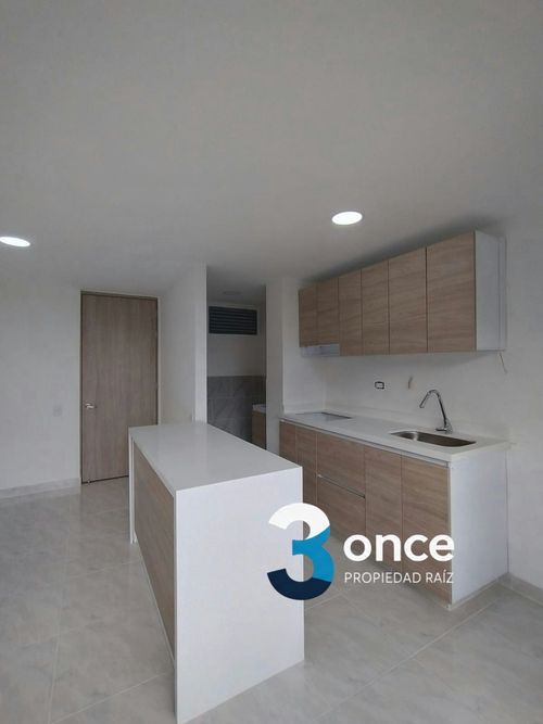 Apartamento de 2 alcobas en venta en Zona Industrial 1, Bello, 56 m² · foto 4 de 10