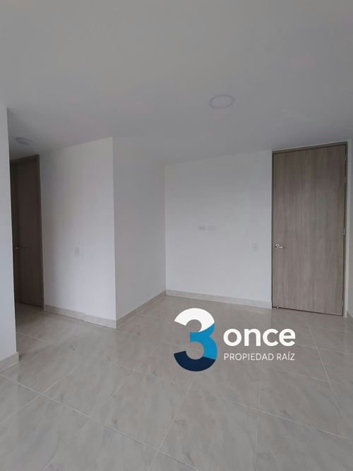 Apartamento de 2 alcobas en venta en Zona Industrial 1, Bello, 56 m² · foto 6 de 10