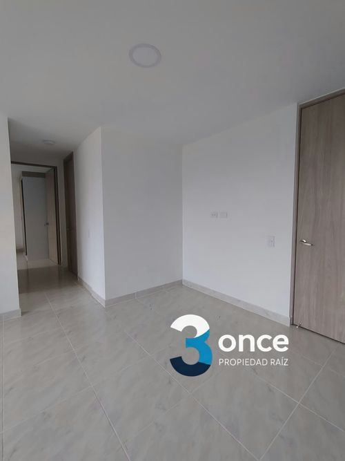 Apartamento de 2 alcobas en venta en Zona Industrial 1, Bello, 56 m² · foto 7 de 10