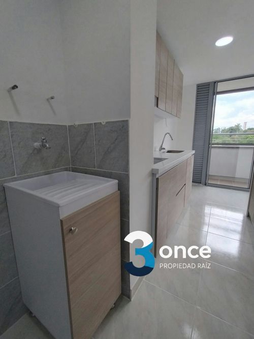 Apartamento de 2 alcobas en venta en Zona Industrial 1, Bello, 56 m² · foto 5 de 10