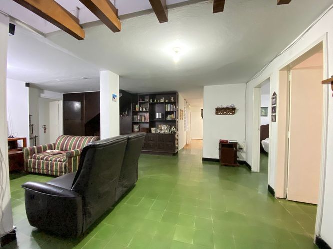 Casa de 3 alcobas en venta en Cabecera Del Llano, Bucaramanga, 550 m² · foto 15 de 16