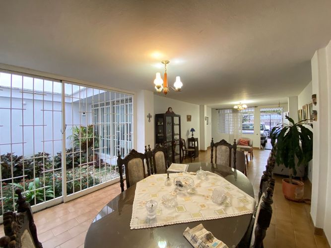 Casa de 3 alcobas en venta en Cabecera Del Llano, Bucaramanga, 550 m² · foto 9 de 16