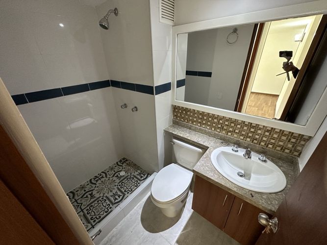 Apartamento de 3 alcobas en venta en Conjunto Residencial El Porton, Madrid, 77 m² · foto 14 de 21