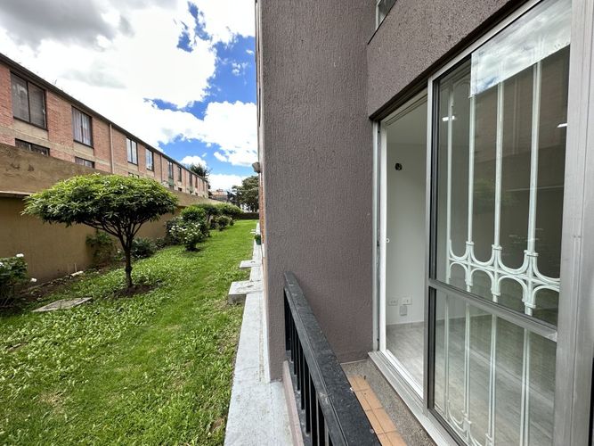 Apartamento de 3 alcobas en venta en Conjunto Residencial El Porton, Madrid, 77 m² · foto 16 de 21