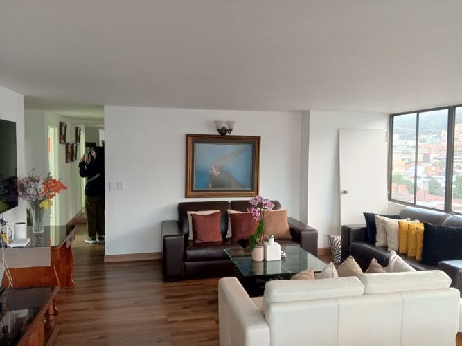 Apartamento en venta en El Lago, Bogotá · foto 7 de 9