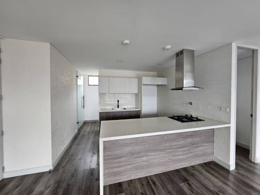 Apartamento en arriendo en Loma De Los Gonzalez, Medellín · foto 7 de 22